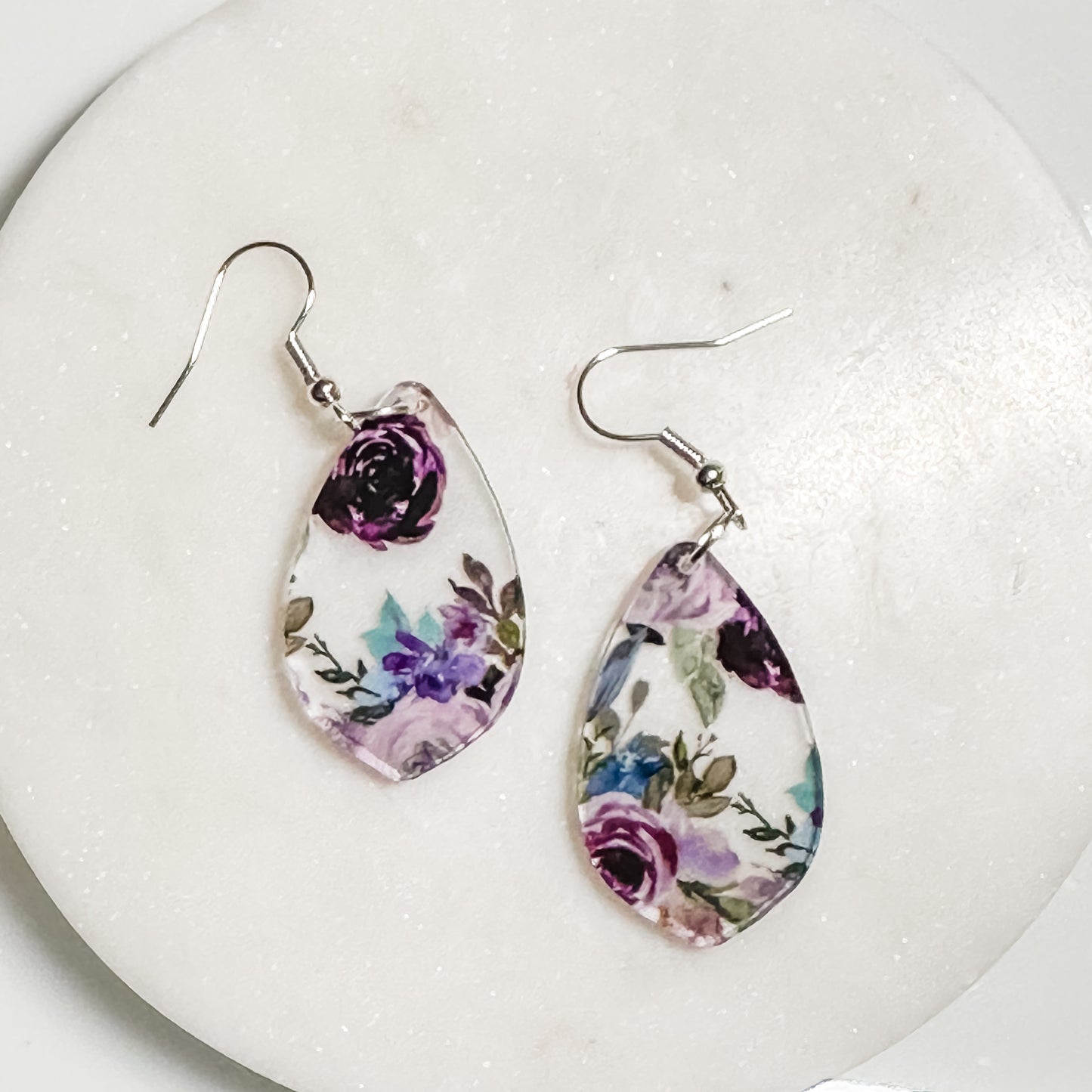 Acrylic Petal Drops: Pattern Variety
