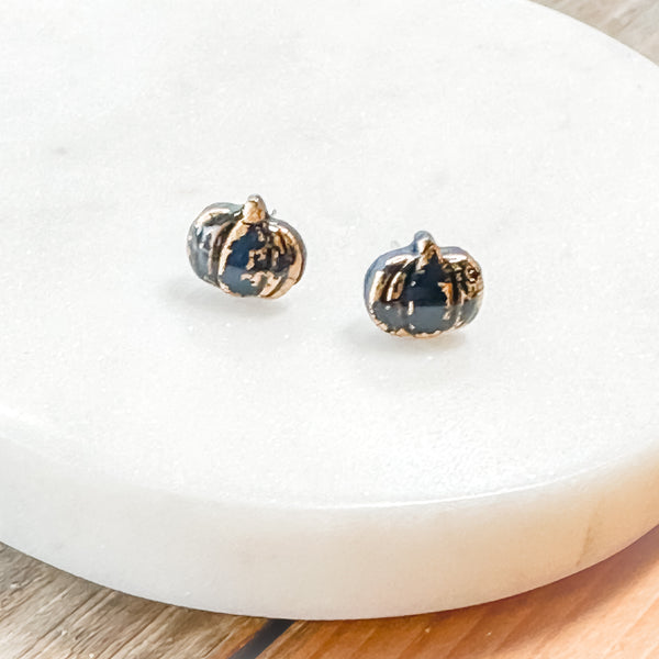 Pumpkin Studs