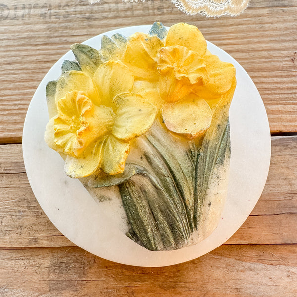 Daffodils: Goat Milk Hemp Soap