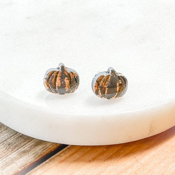 Pumpkin Studs