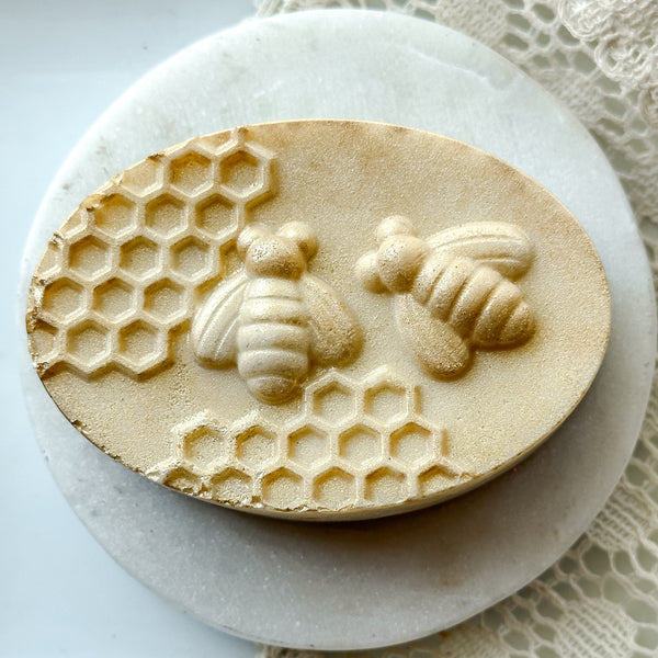 Honey Bees: Goat Milk Hemp Soap