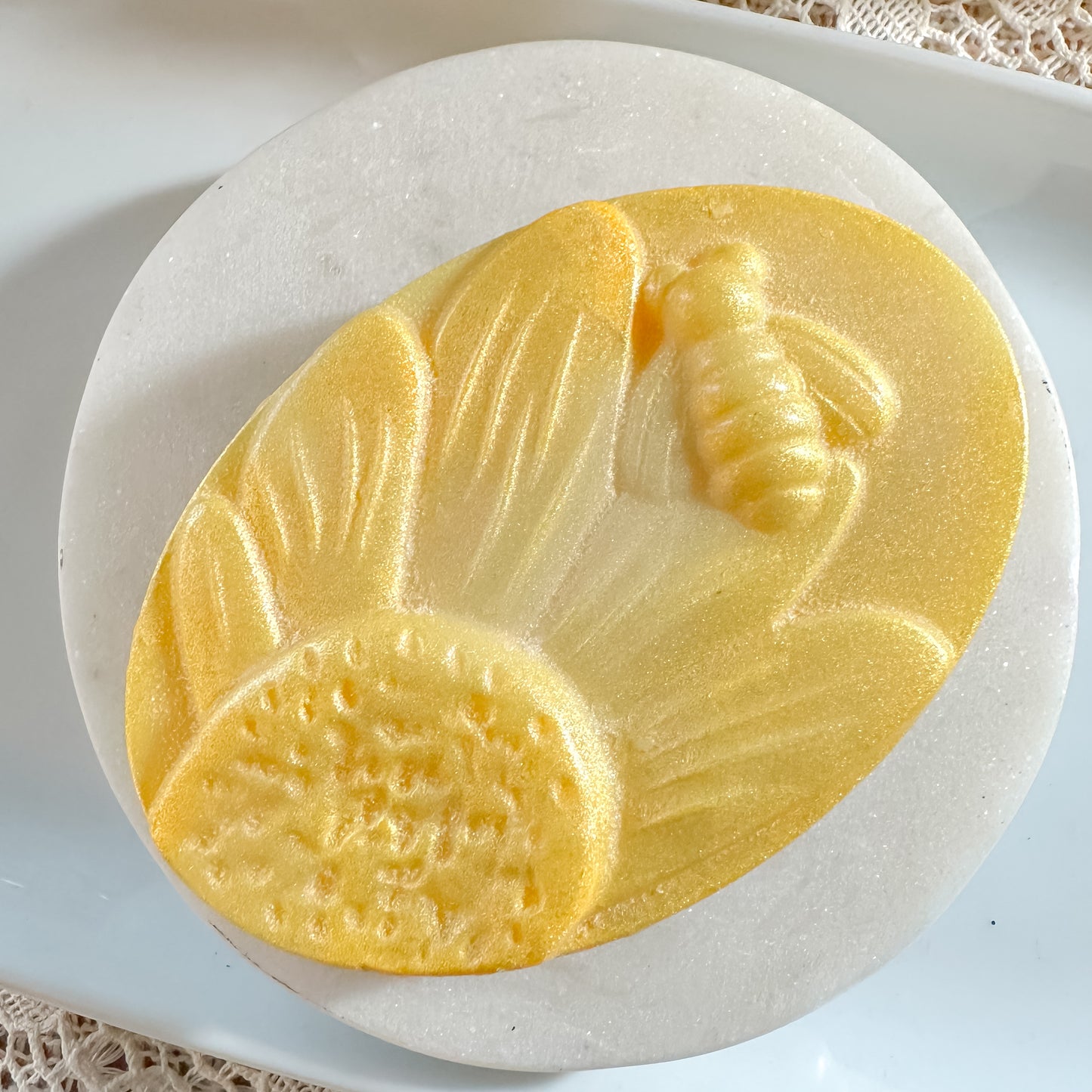 Honey Bees: Goat Milk Hemp Soap