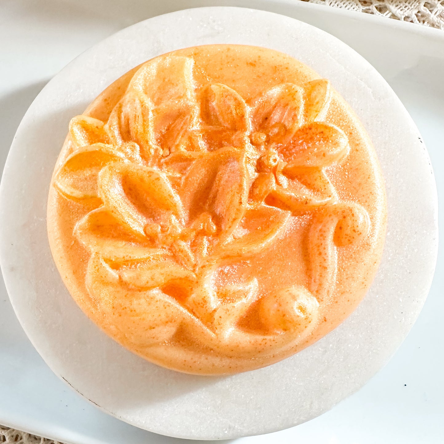 Lillies Round: Goat Milk Hemp Soap