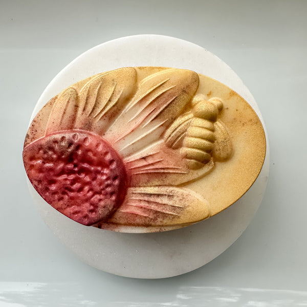 Honey Bees: Goat Milk Hemp Soap