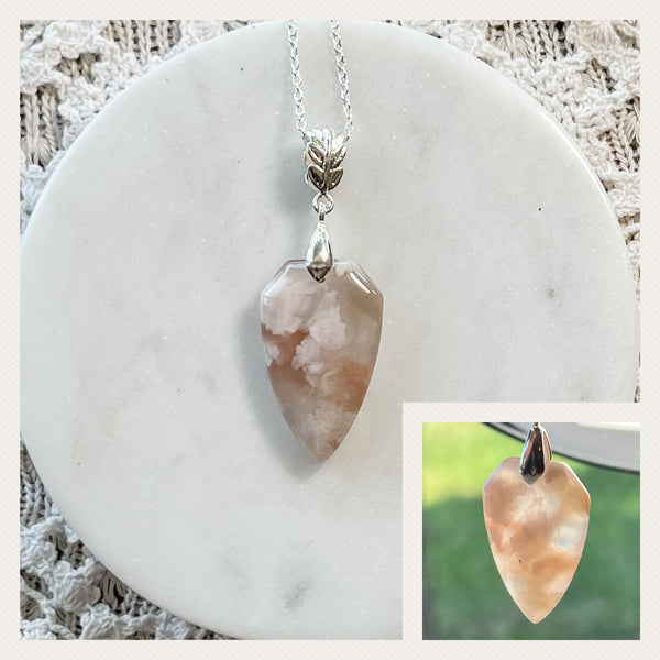 Flower Blossom Agate Shield Necklaces