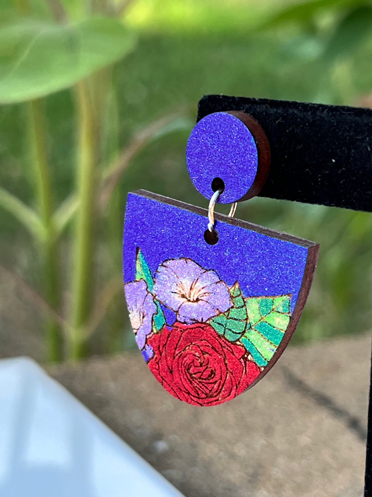 Retro Floral Postbacks: Click Drop Down For Different Styles
