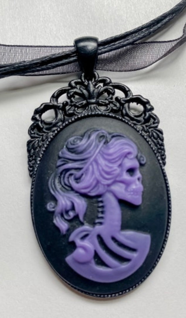 Purple Lolita Cameo Necklace